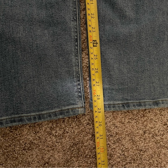 TARGET Wild Fable Super High-Rise Straight Distressed Jeans in Size 6 - Picture 7 of 8